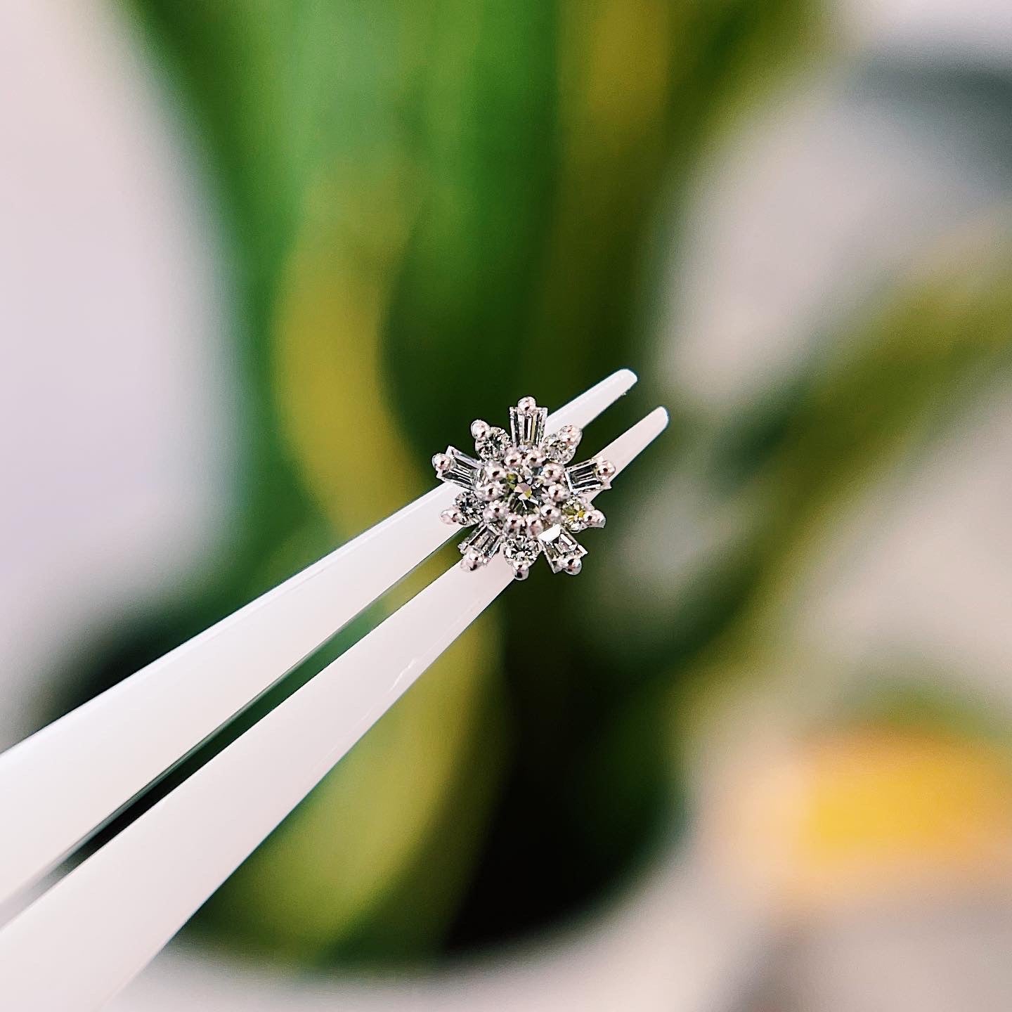 Elaine with Diamond Threaded End