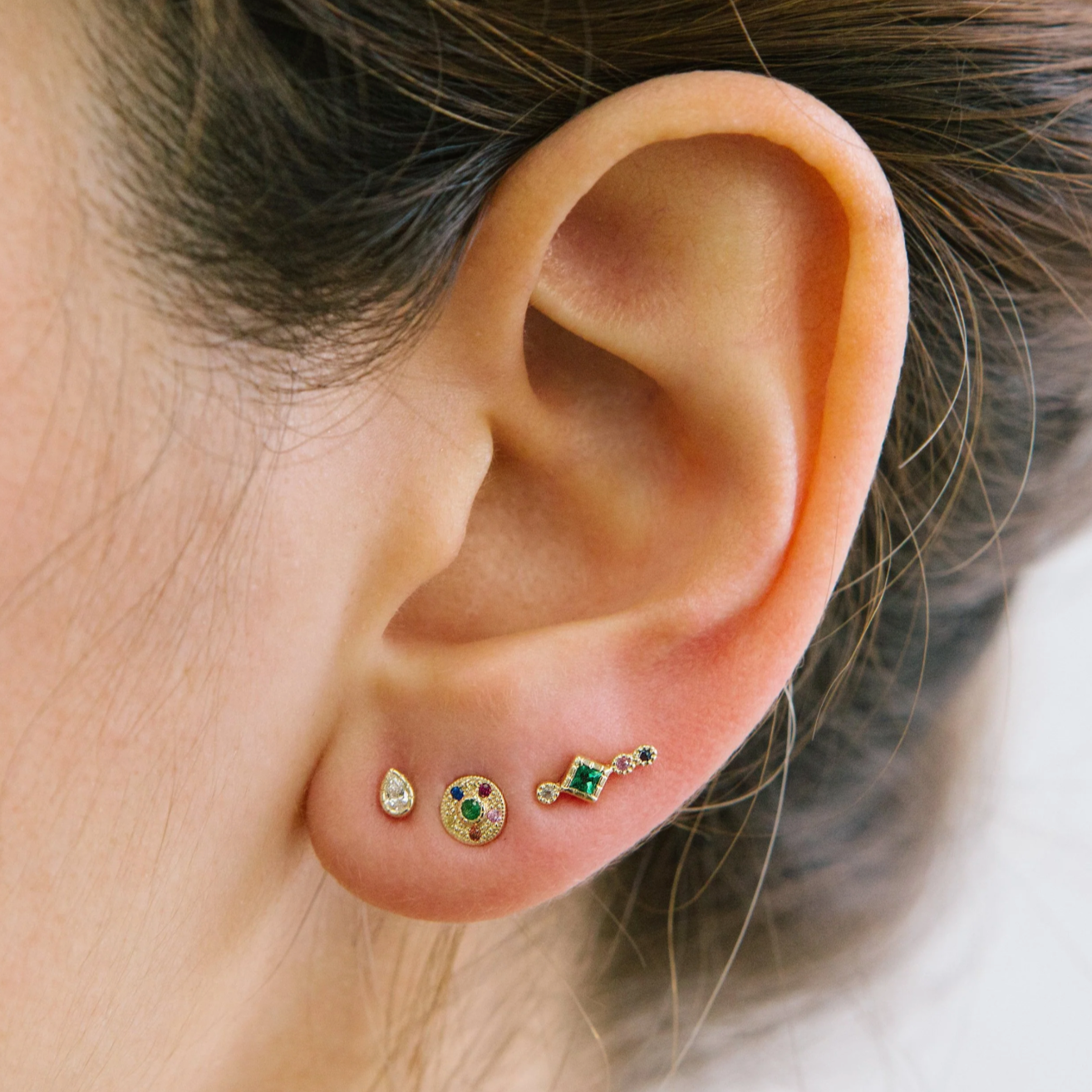 Emerald Journey with Multi Sapphire Threaded End