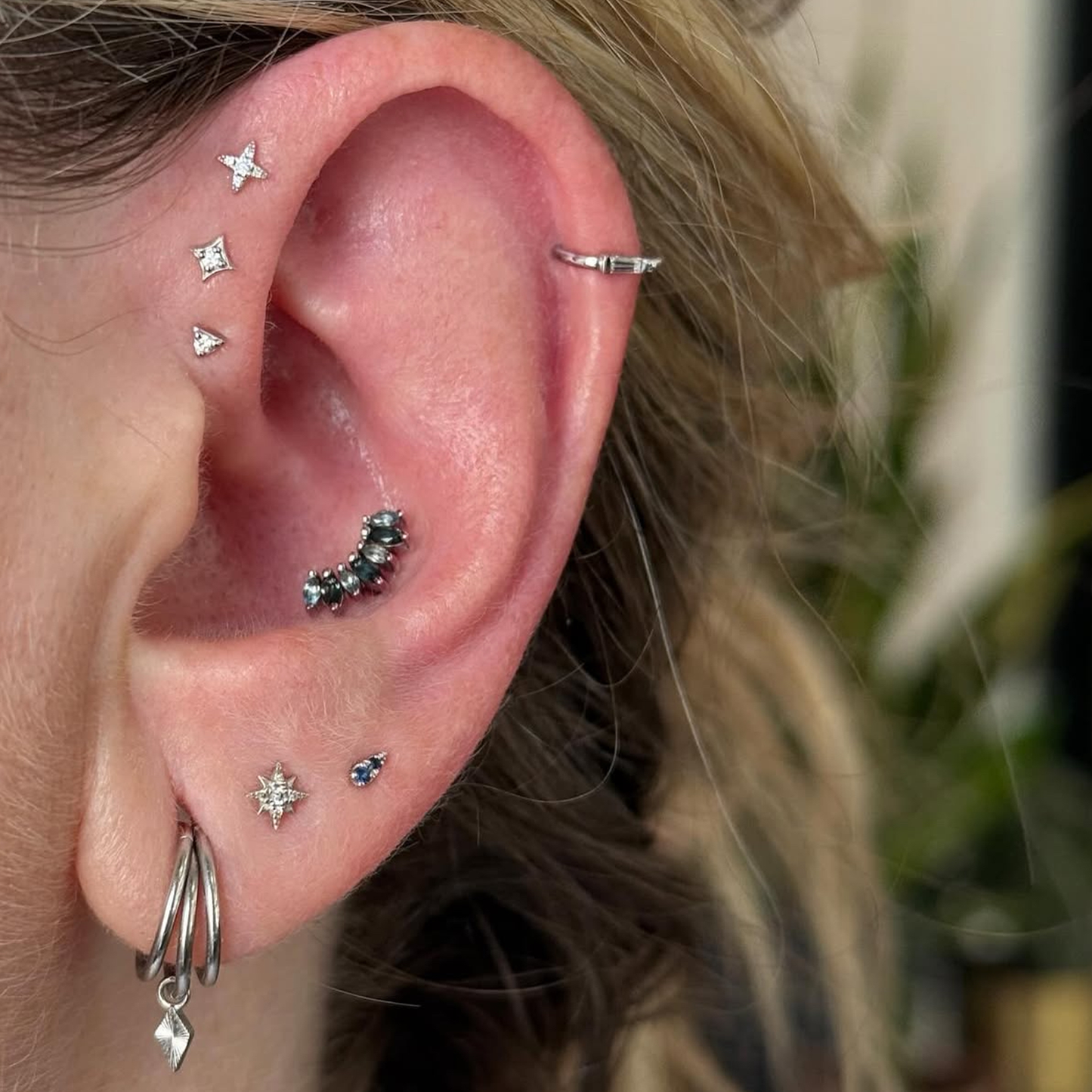 Tapered Baguette Diamond Seam Ring