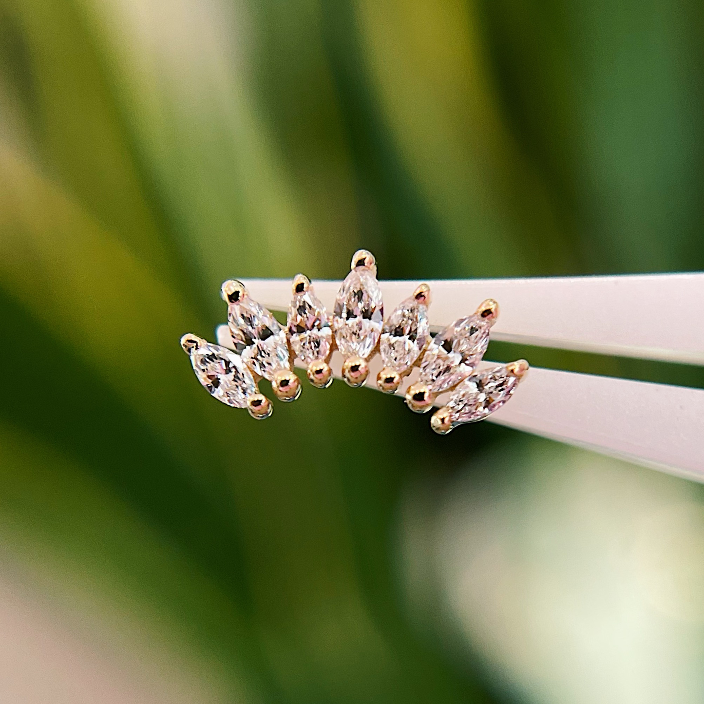 Tiny Athena with Diamonds Threaded End | 16 Gauge